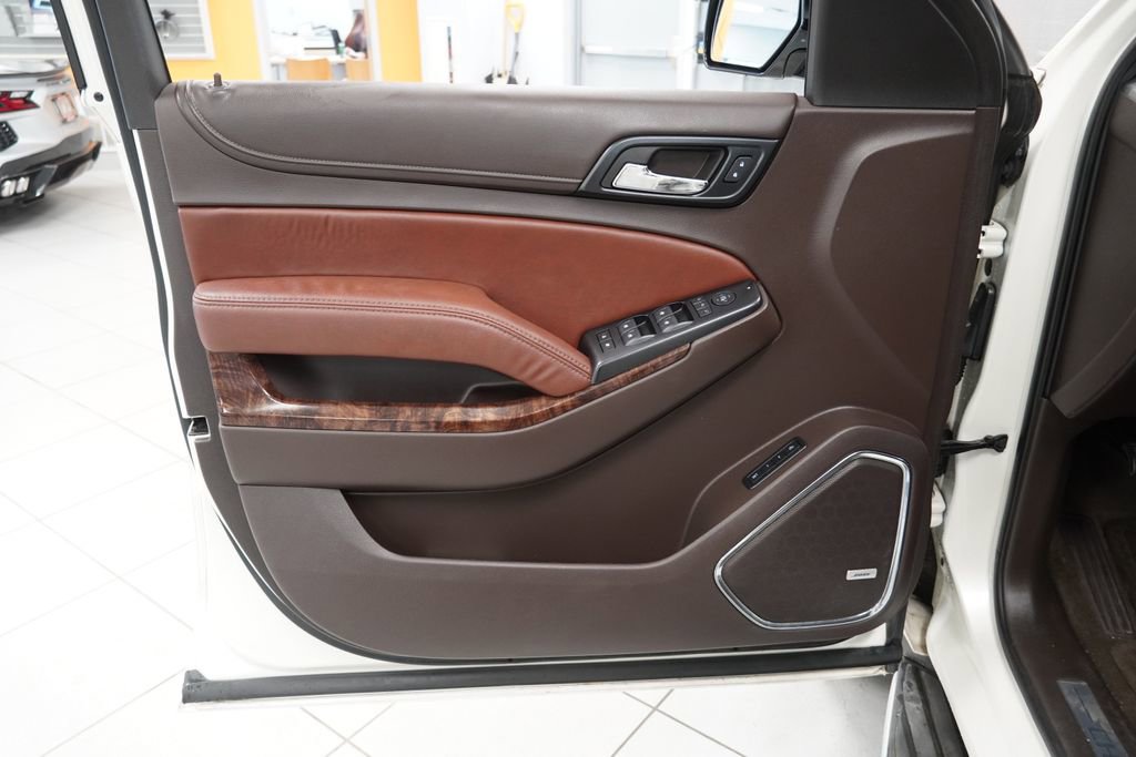 Used 2015 Chevrolet Tahoe LTZ AWD/4WD image 6