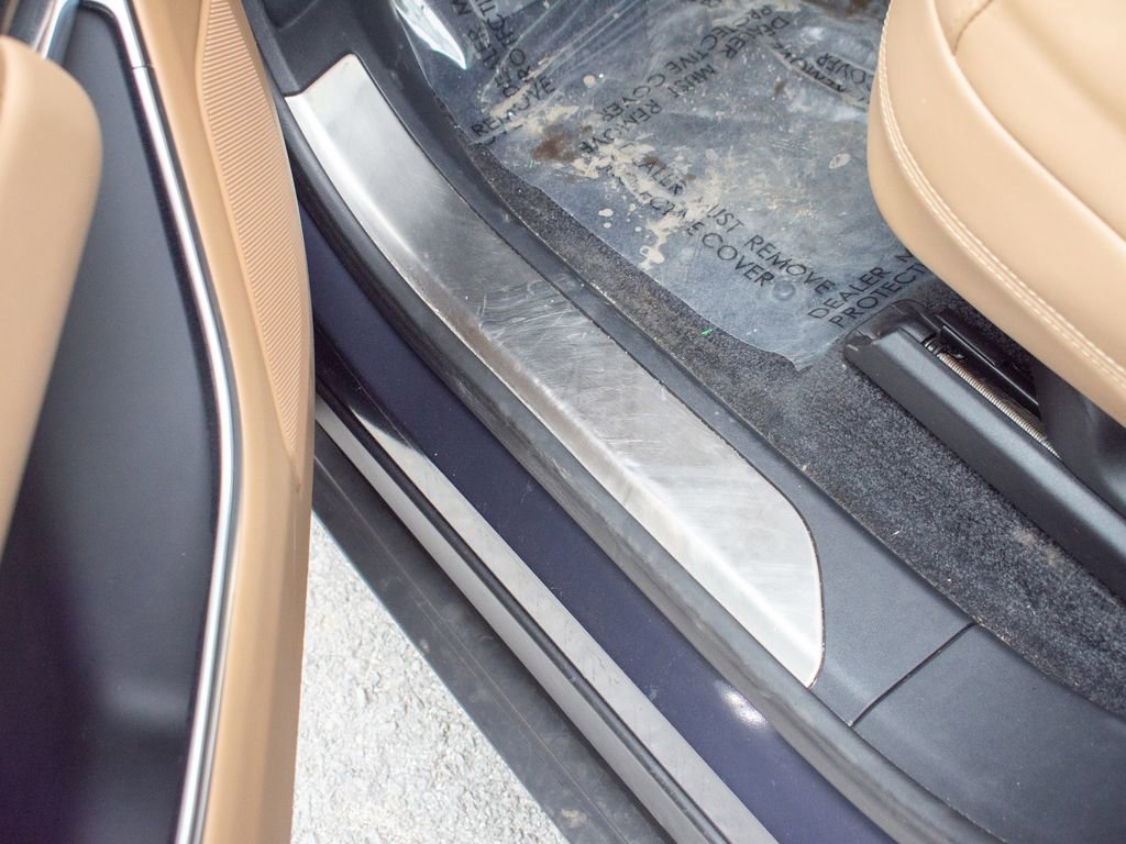 Certified 2024 Land Rover Range Rover SE AWD/4WD image 17