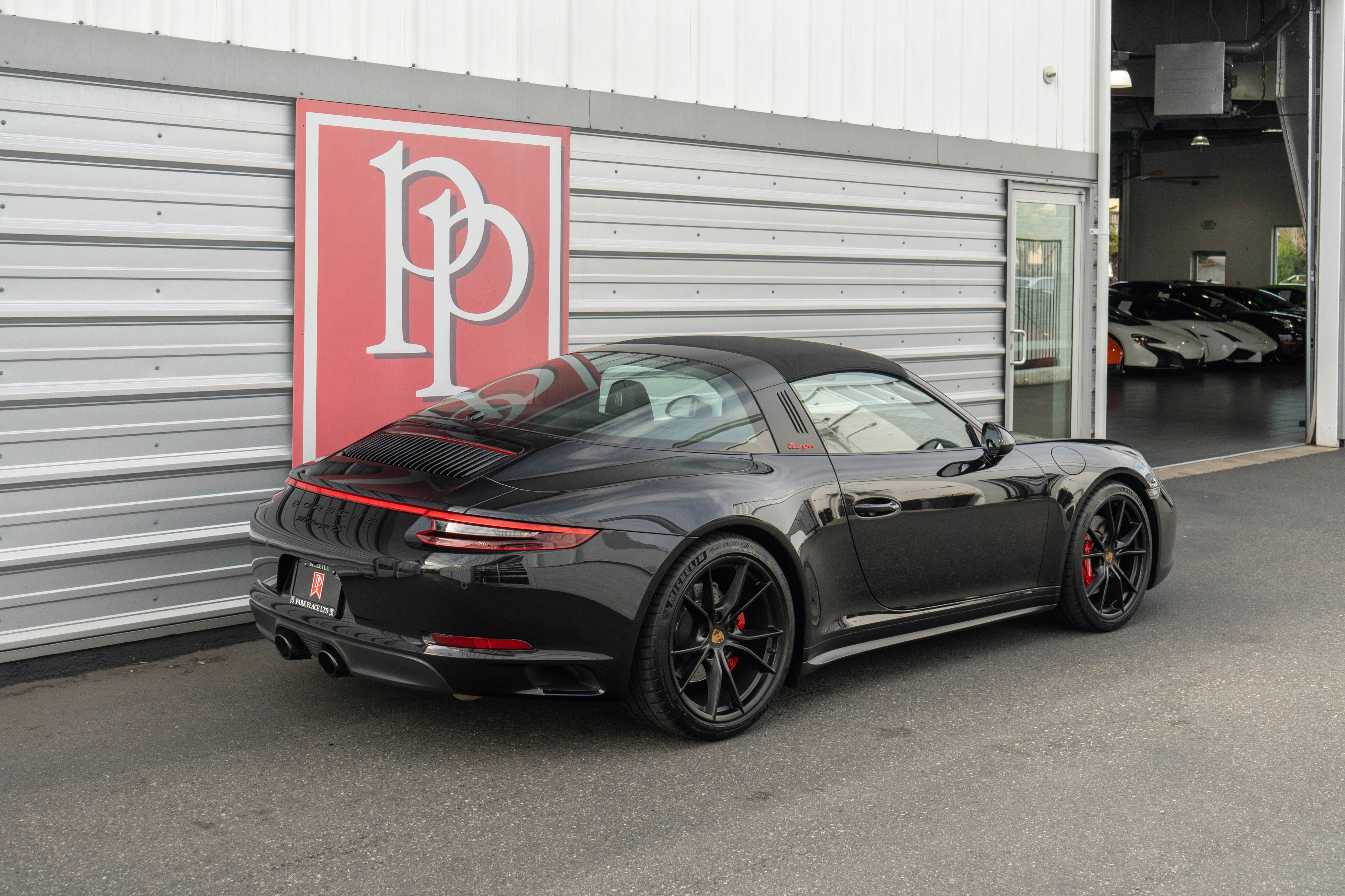 Used 2018 Porsche 911 Targa 4S AWD/4WD image 39