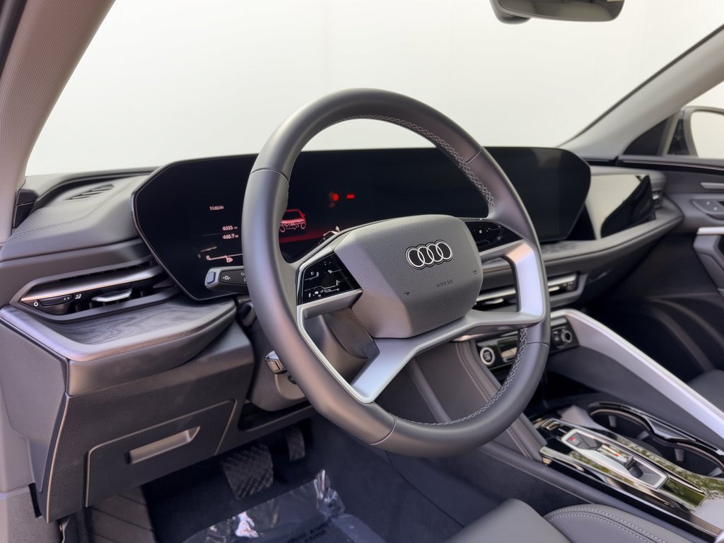 Certified 2025 Audi Q5 Premium w/ Premium Plus AWD/4WD image 4