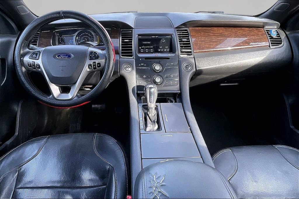 Used 2015 Ford Taurus Limited image 8