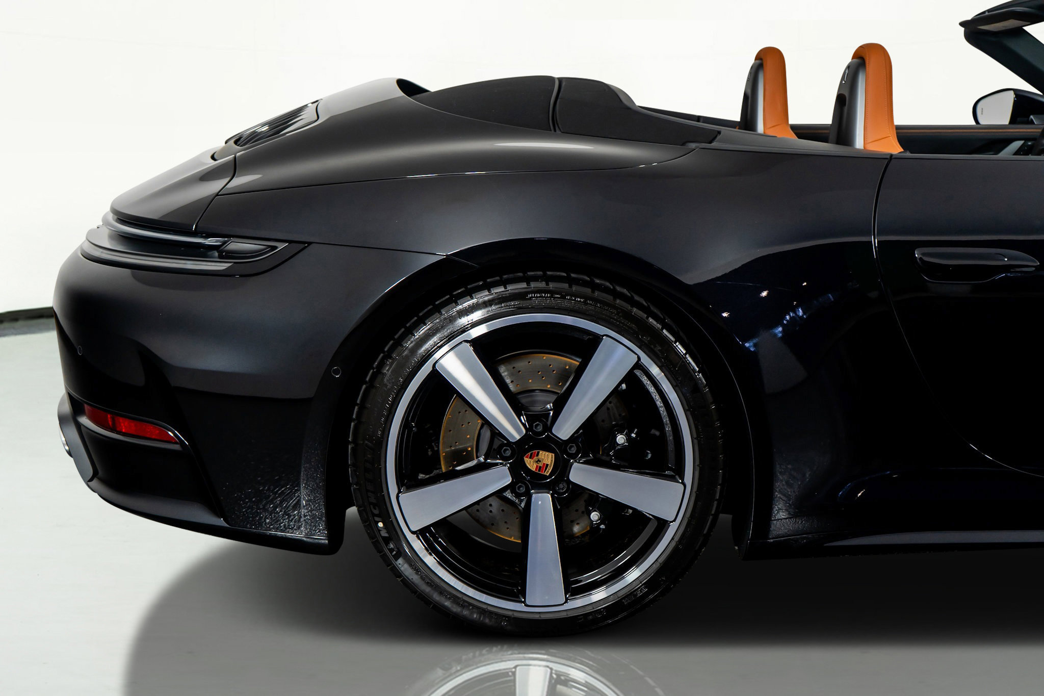 Used 2025 Porsche 911 Carrera S image 9