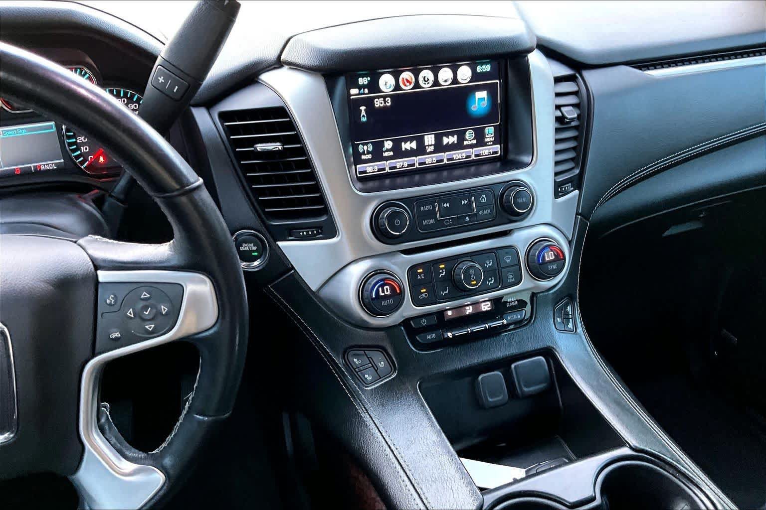 Used 2019 GMC Yukon SLT w/ Open Road Package AWD/4WD image 6