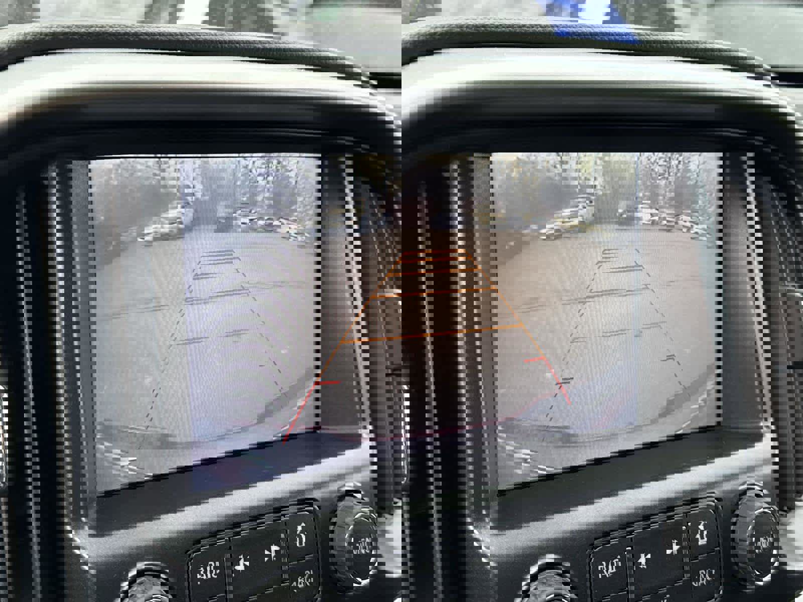 Used 2016 Chevrolet Colorado LT w/ LT Convenience Package image 23