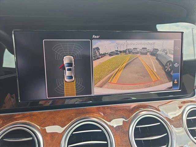 Used 2018 Mercedes-Benz E 300 image 13