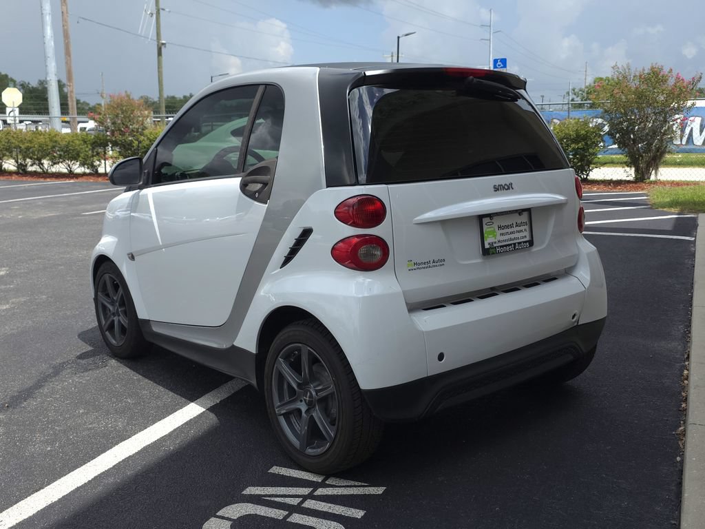 Used 2013 smart fortwo pure RWD image 7