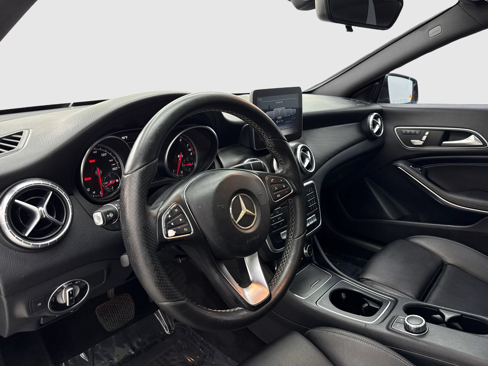 Used 2018 Mercedes-Benz CLA 250 image 18