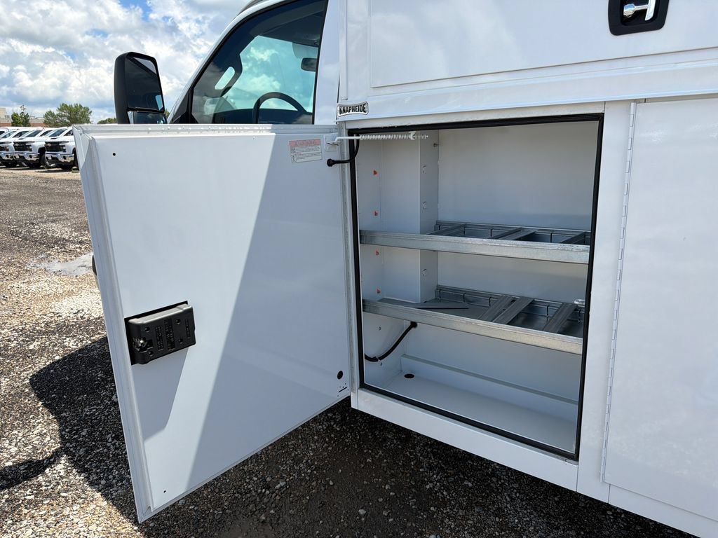 New 2025 Chevrolet Express 3500 w/ Power Convenience Package RWD image 19