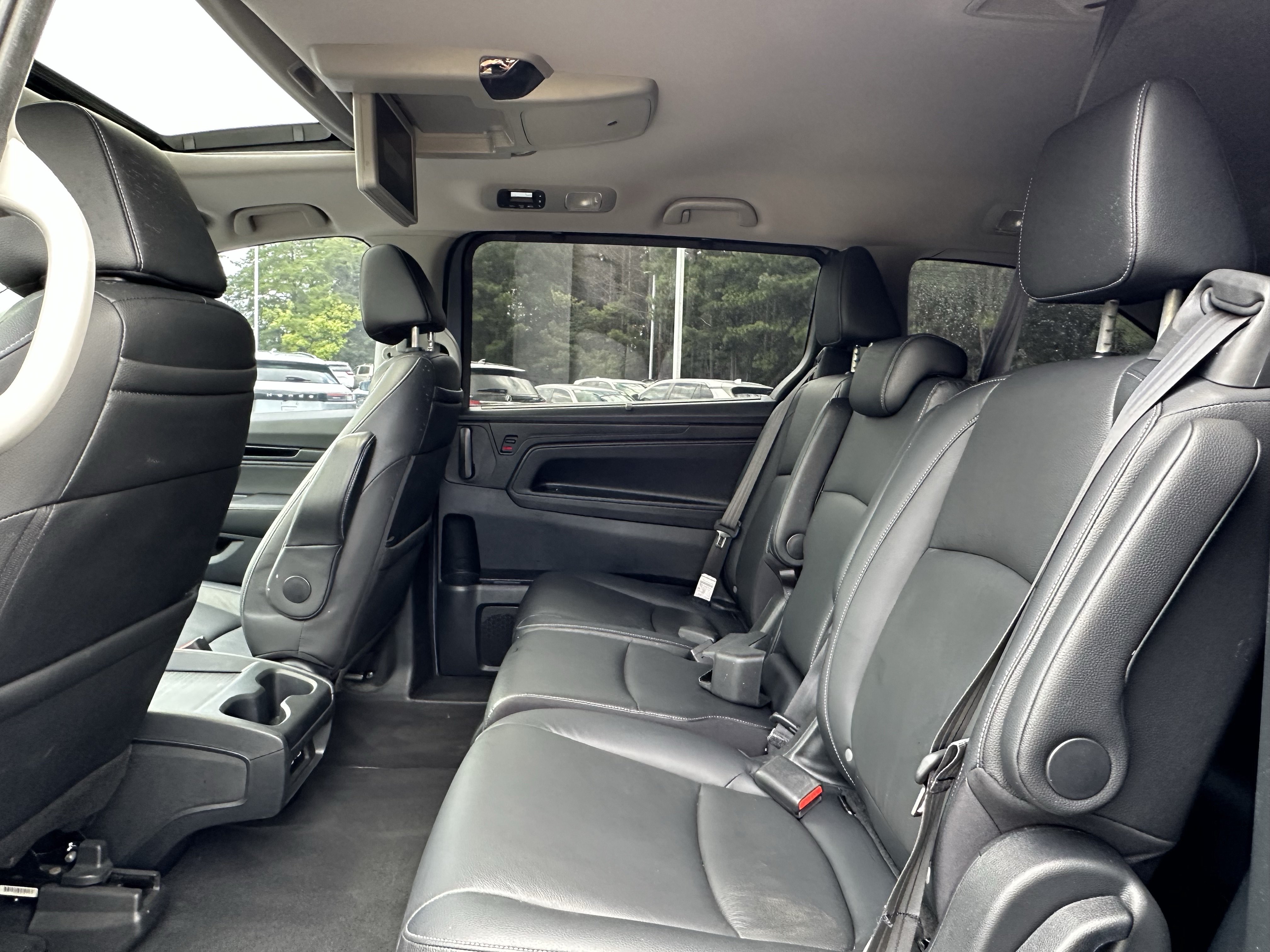 Used 2023 Honda Odyssey Touring image 9