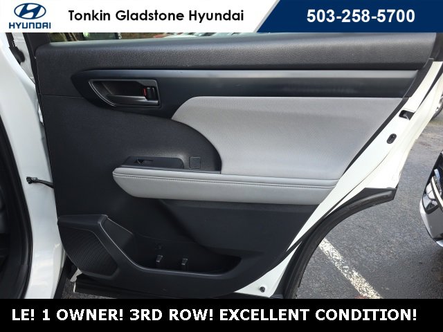 Used 2021 Toyota Highlander LE image 24