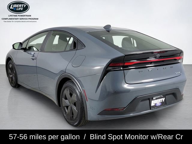 Used 2025 Toyota Prius LE image 5