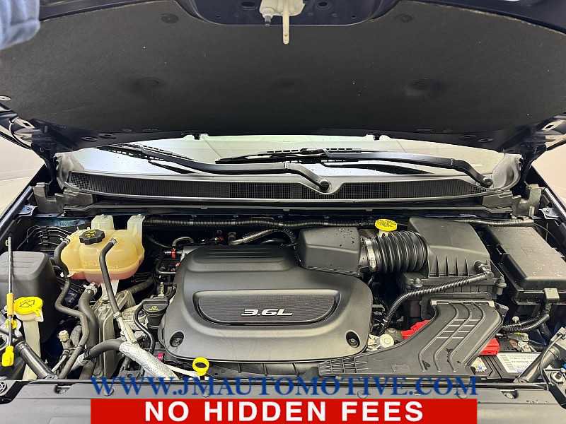 Used 2018 Chrysler Pacifica Touring Plus FWD image 10