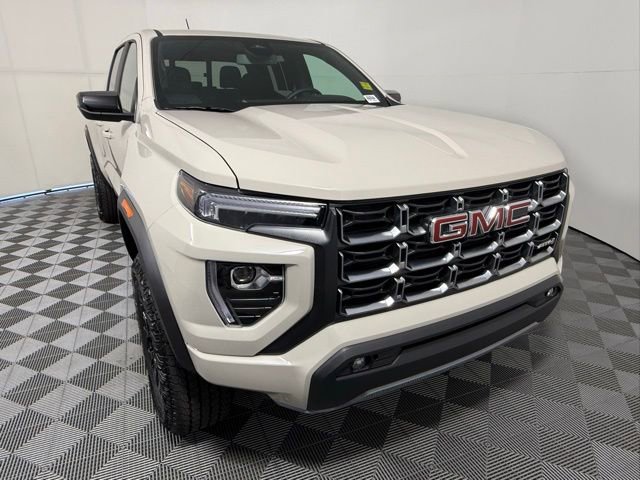 Used 2026 GMC Canyon AT4 image 13