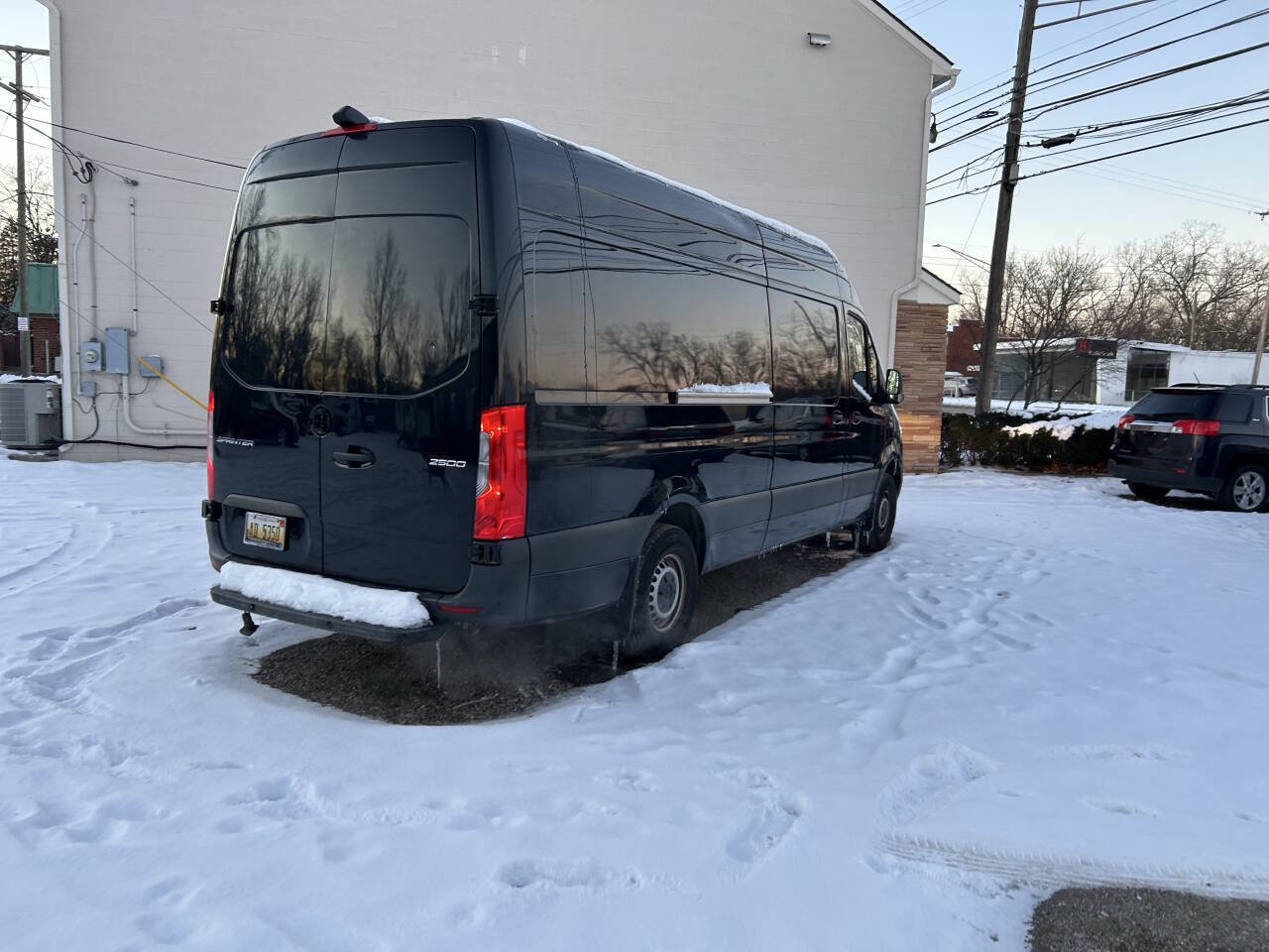 Used 2023 Mercedes-Benz Sprinter 2500 image 11