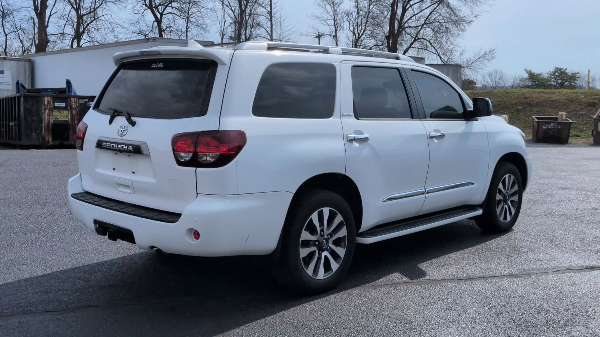 Used 2021 Toyota Sequoia Limited w/ Safety & Convenience Package image 8