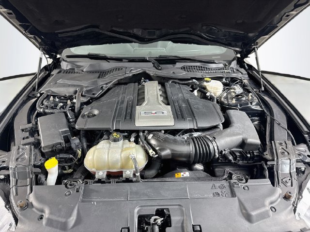 Used 2018 Ford Mustang GT RWD image 36