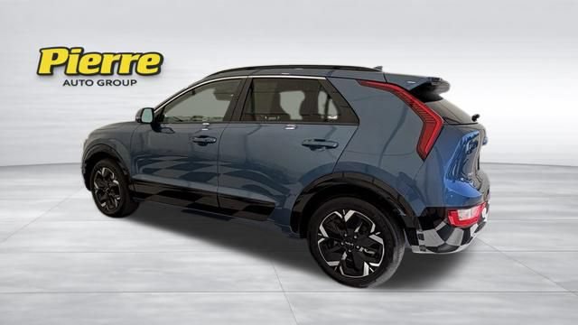 Used 2024 Kia Niro Wind w/ Wind Preserve Package FWD image 3