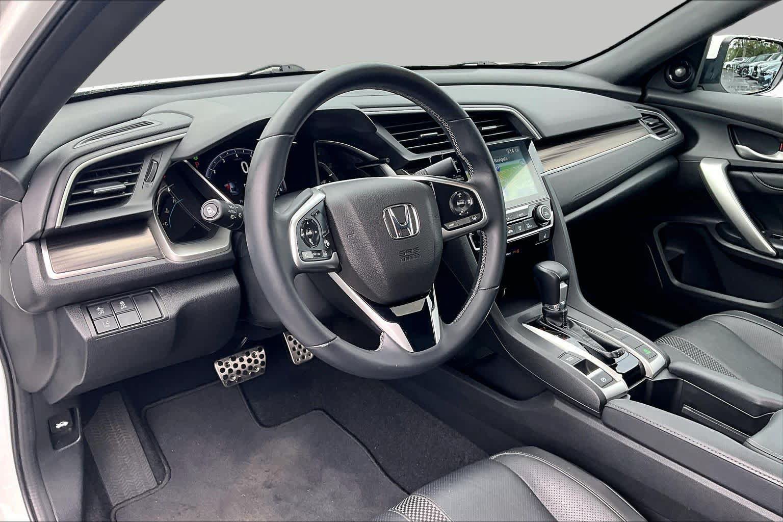Used 2020 Honda Civic Touring image 18