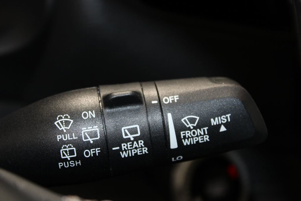 Used 2023 Jeep Wagoneer L Series III w/ Preferred Equipment Group image 52