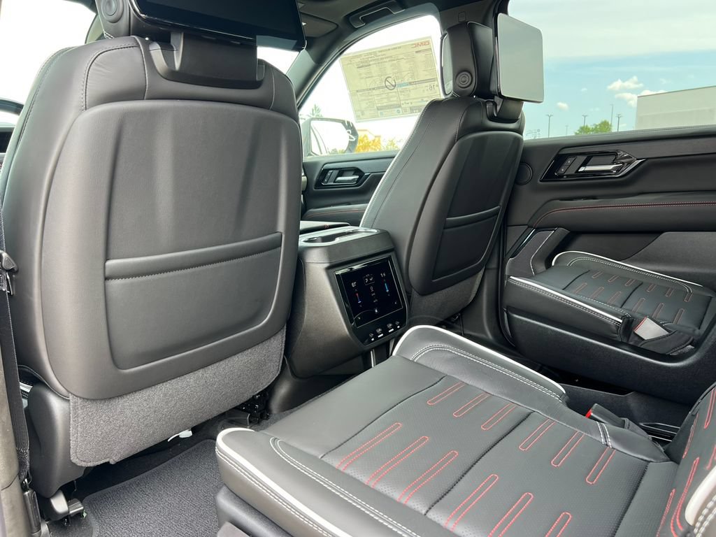 New 2026 GMC Yukon XL AT4 Ultimate AWD/4WD image 35