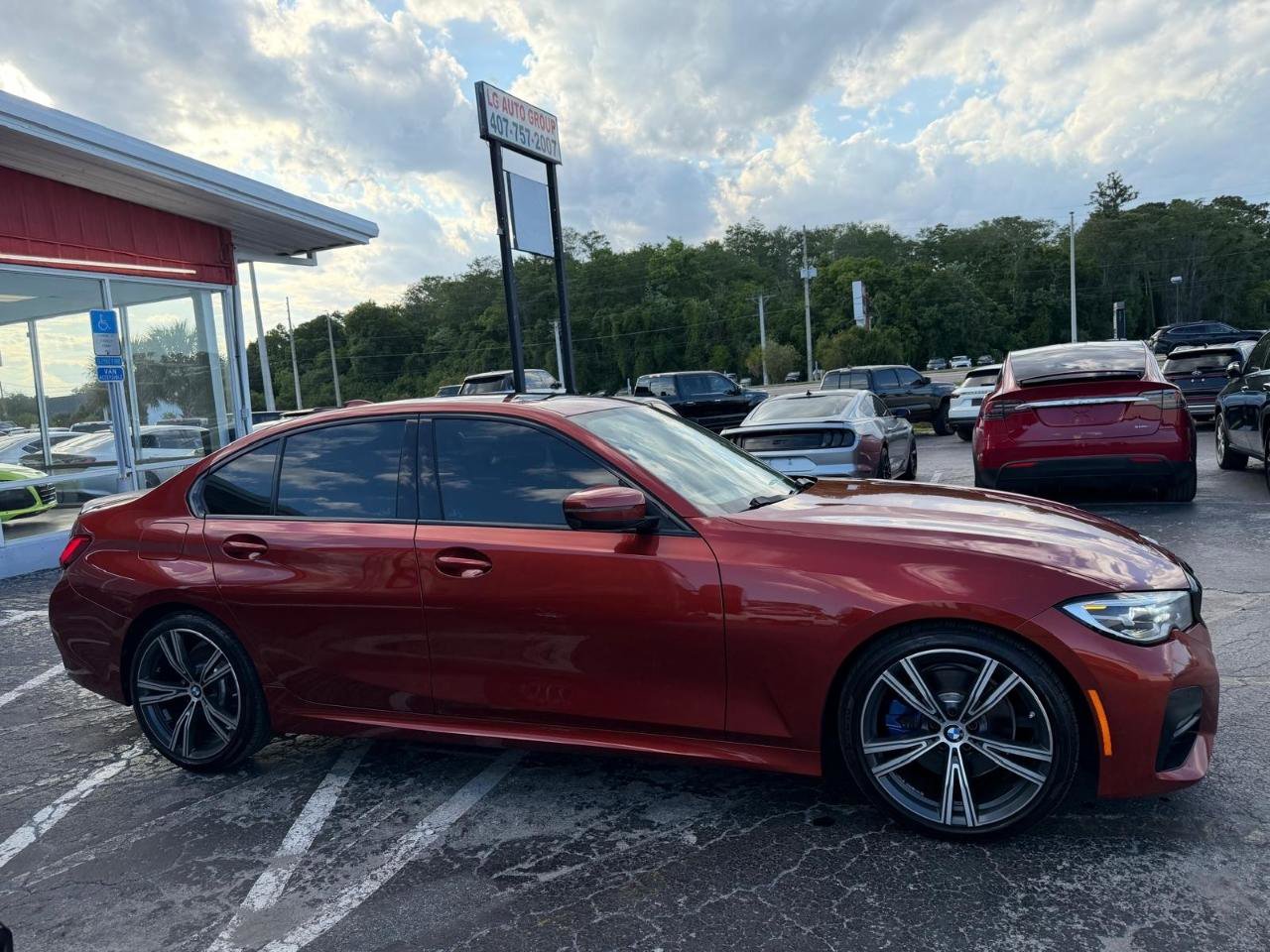 Used 2019 BMW 330i Sedan RWD image 7