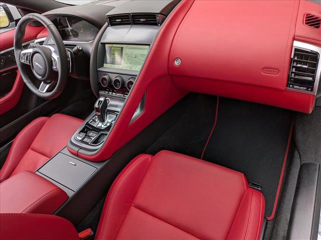 Certified 2024 Jaguar F-TYPE R-Dynamic image 20