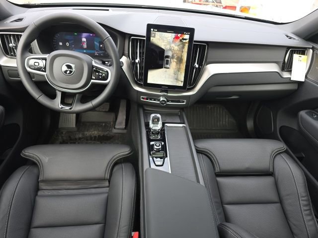 New 2026 Volvo XC60 B5 Ultra w/ Climate Package image 21