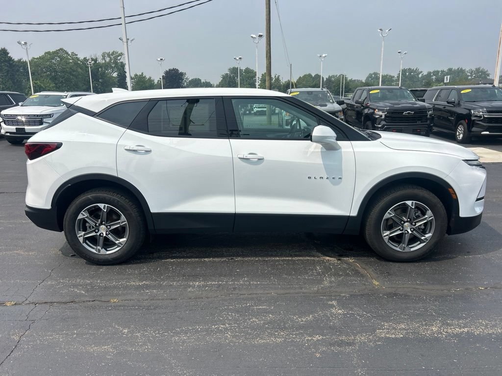 Certified 2023 Chevrolet Blazer LT w/ Driver Confidence Package AWD/4WD image 10