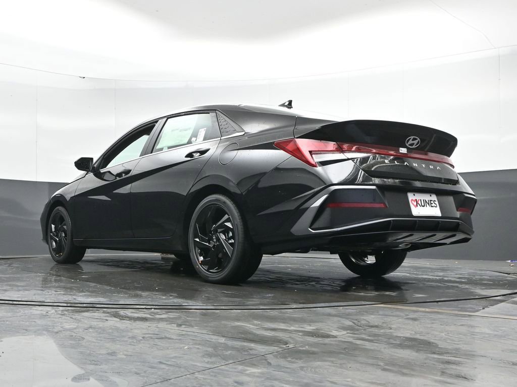 New 2026 Hyundai Elantra SEL Sport image 51