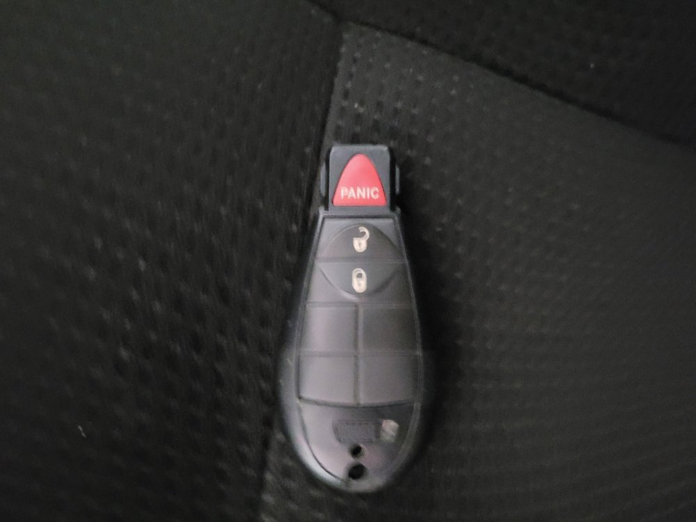 Used 2019 Dodge Grand Caravan SE w/ UConnect Hands-Free Group FWD image 32