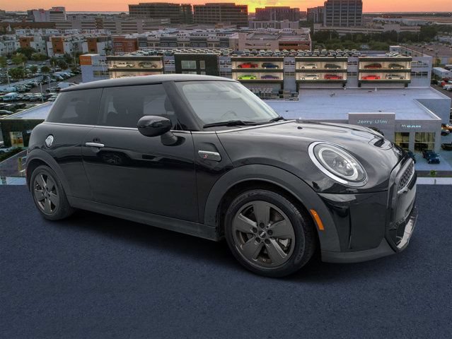 Used 2024 MINI Cooper S FWD image 1