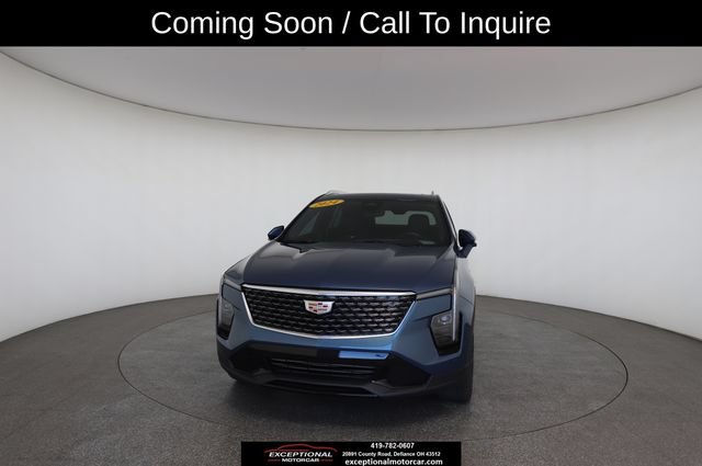 Used 2024 Cadillac XT4 Premium Luxury w/ Technology Package AWD/4WD image 32