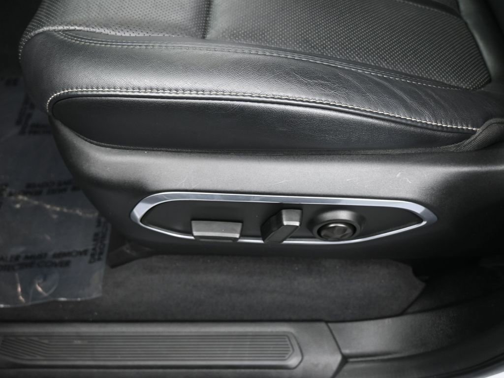 Used 2023 Jeep Wagoneer Series III w/ Preferred Equipment Group image 15