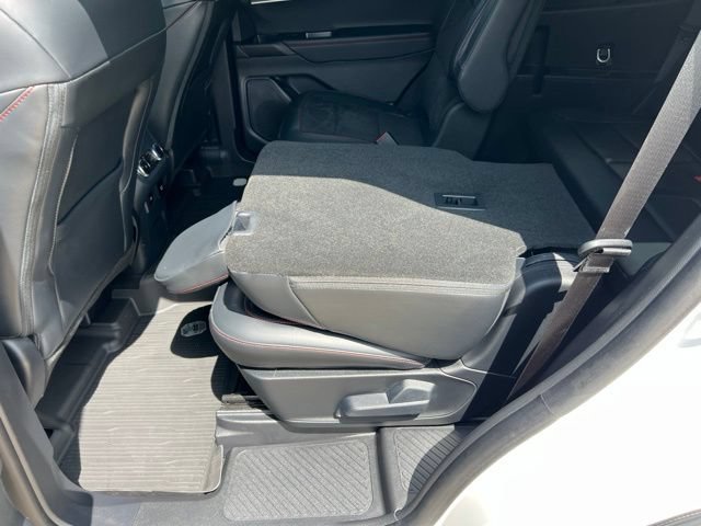 Used 2025 Ford Explorer ST RWD image 18