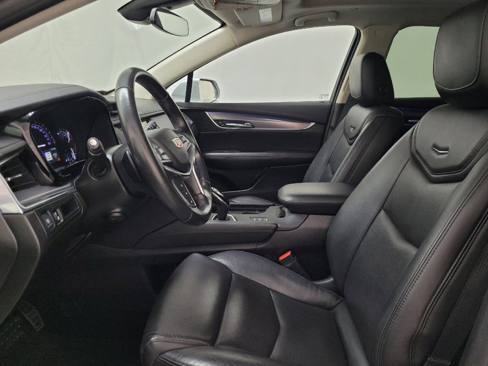 Used 2019 Cadillac XT5 Premium Luxury AWD/4WD image 17