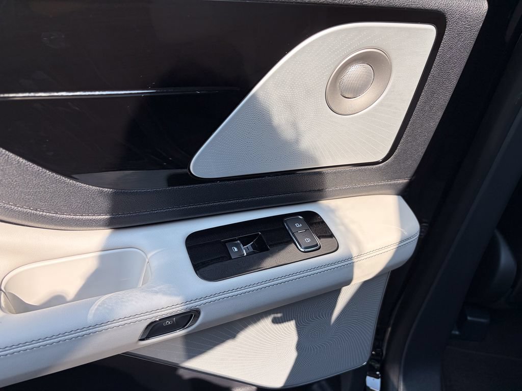 New 2026 Lincoln Aviator Reserve AWD/4WD image 25