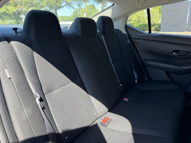 Used 2025 Nissan Sentra S FWD image 34
