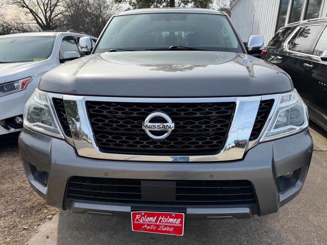 Used 2020 Nissan Armada SL w/ Premium Package image 3