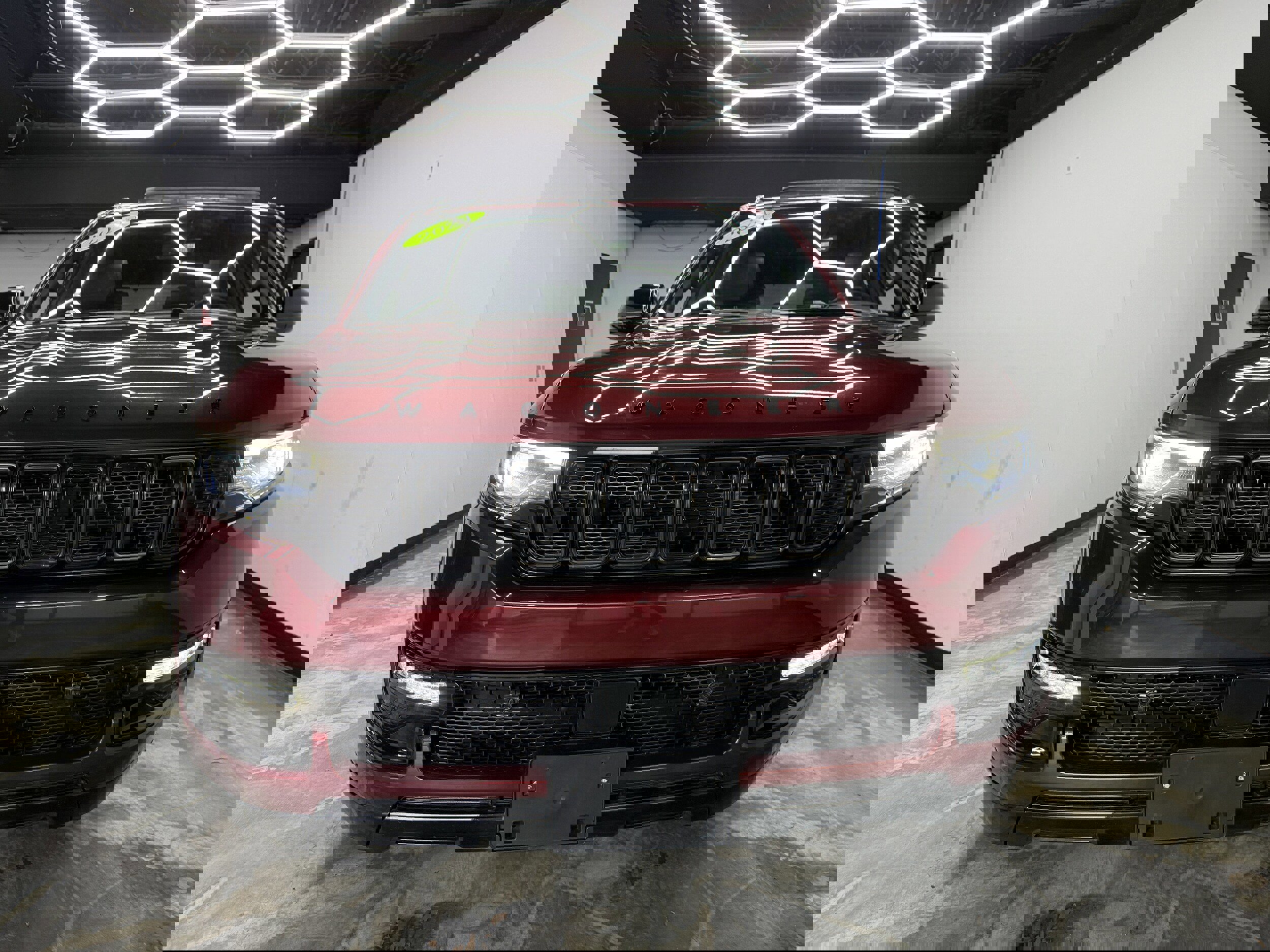 Used 2024 Jeep Wagoneer Series II AWD/4WD image 9