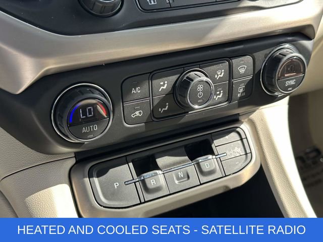 Used 2021 GMC Acadia Denali w/ Denali Ultimate Package image 6