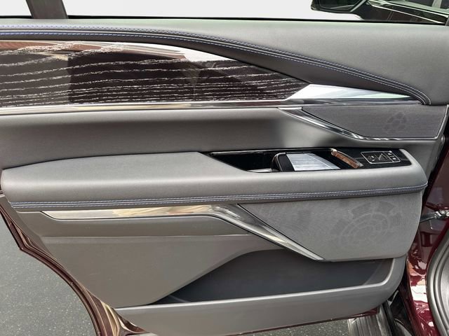 New 2026 Cadillac Escalade IQ Sport 1 w/ LPO, ONYX Package image 9