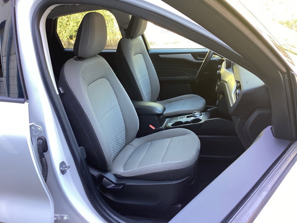 Used 2022 Ford Escape SE w/ Convenience Package FWD image 36