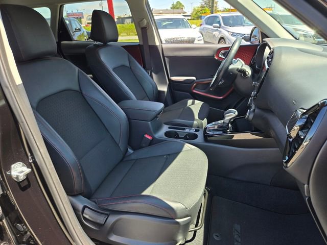 Used 2025 Kia Soul GT-Line w/ GT-Line Technology Package FWD image 19