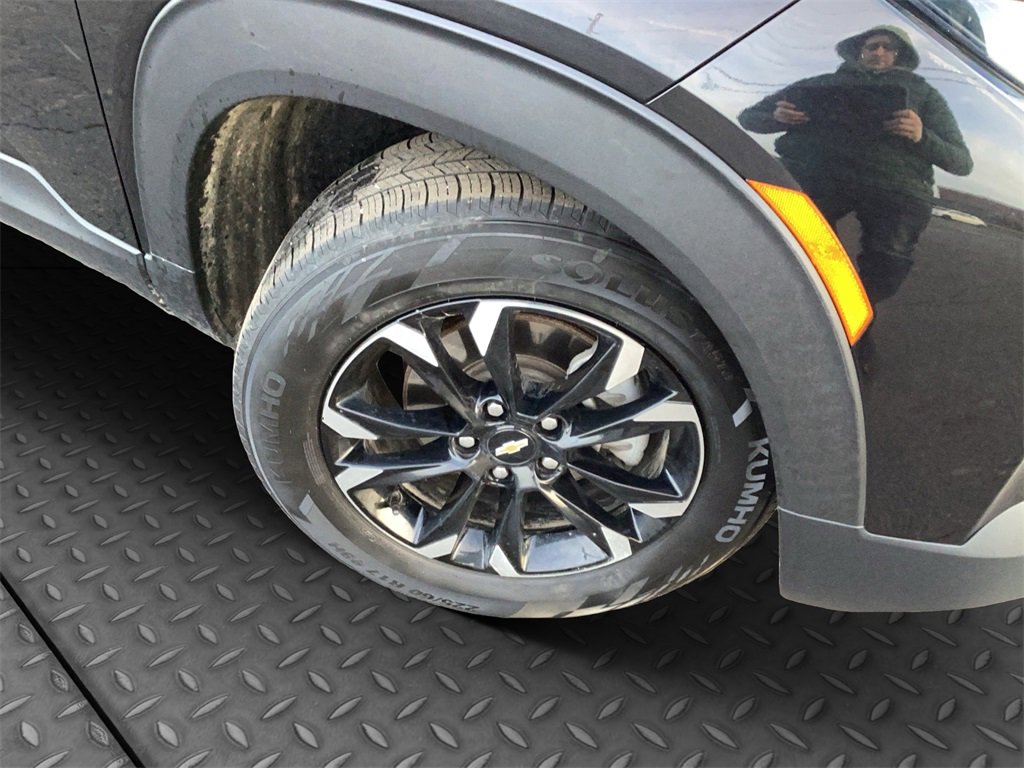 Used 2023 Chevrolet TrailBlazer LT image 32