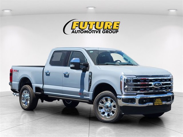 New 2025 Ford F250 Lariat w/ Lariat Ultimate Package