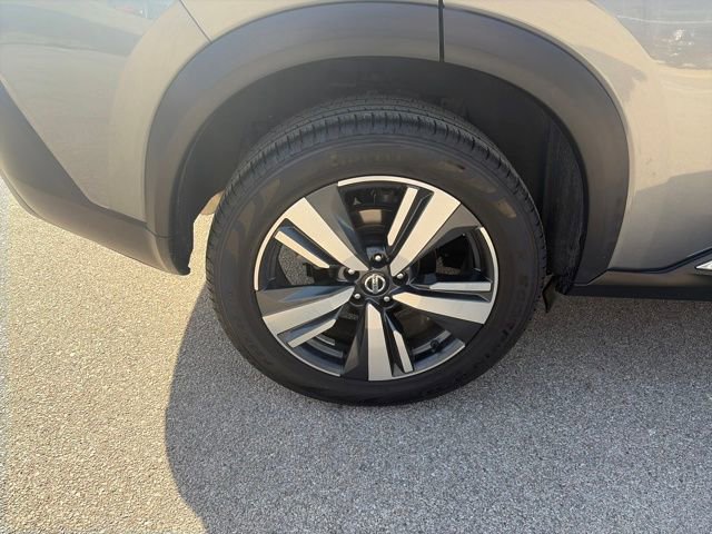 Used 2021 Nissan Rogue SL w/ Premium Package image 61