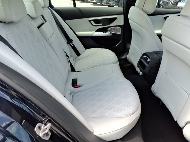 New 2026 Mercedes-Benz E 350 4MATIC Sedan image 20