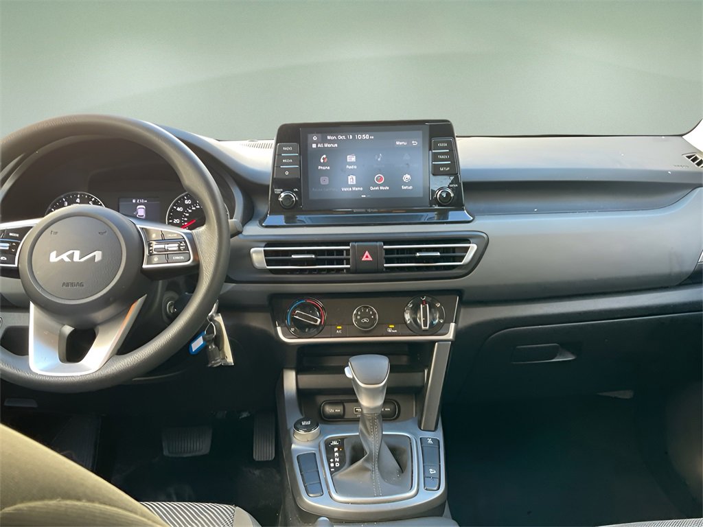 Used 2023 Kia Seltos LX image 20