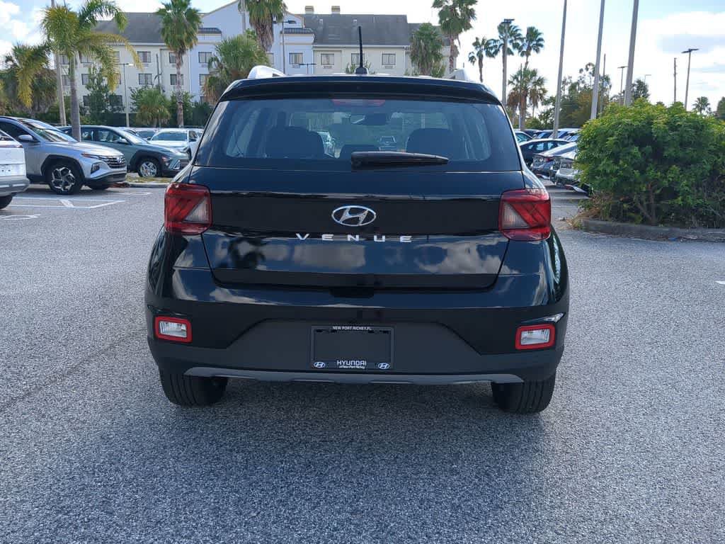 New 2026 Hyundai Venue SEL FWD image 7