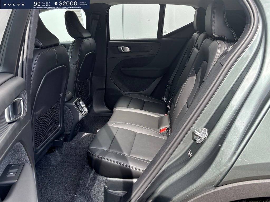 New 2026 Volvo XC40 B5 Core w/ Protection Package Premier image 16